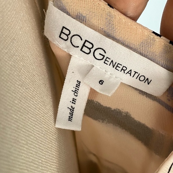 BCBGeneration Striped One Shoulder Sundress Sz 6 Pale Peach Black Dress VGUC - Picture 3 of 15
